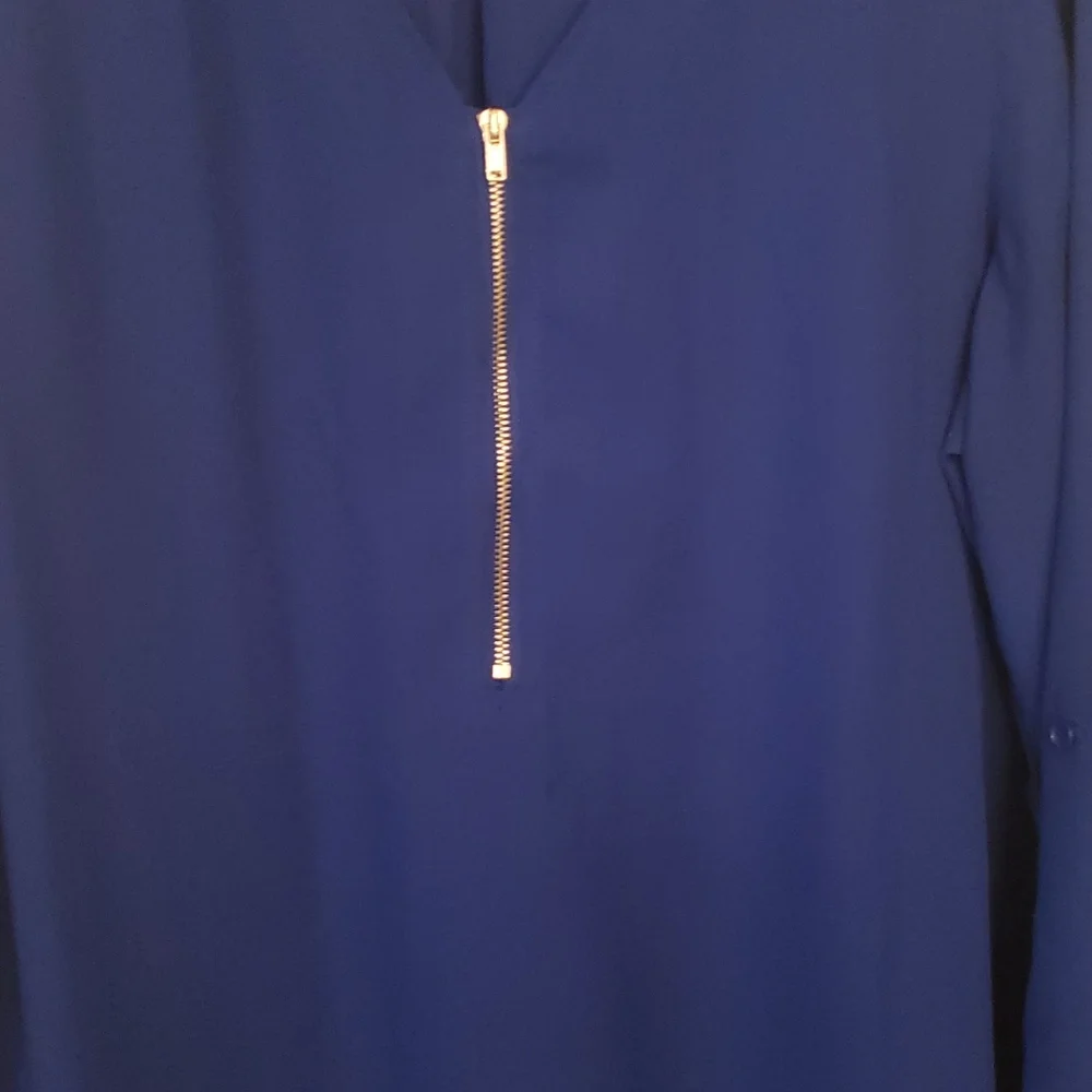 Top - Picture 4 of 7